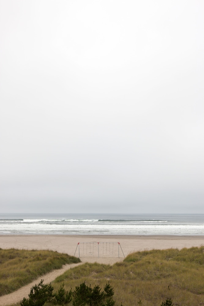 Hi Tide Oceanfront Inn 39/52