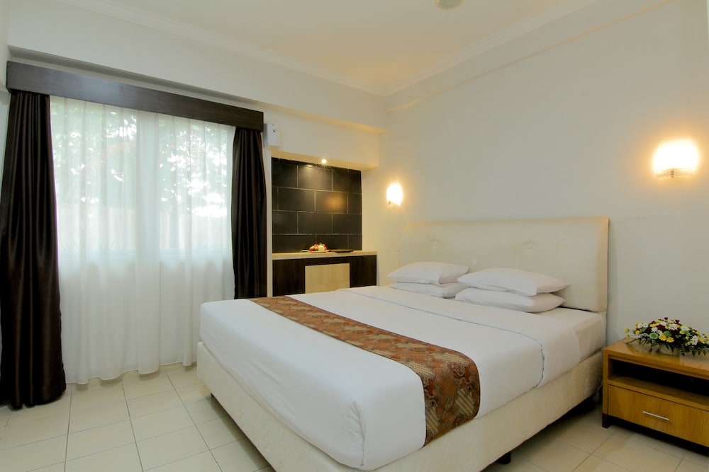 University Hotel 21/47
