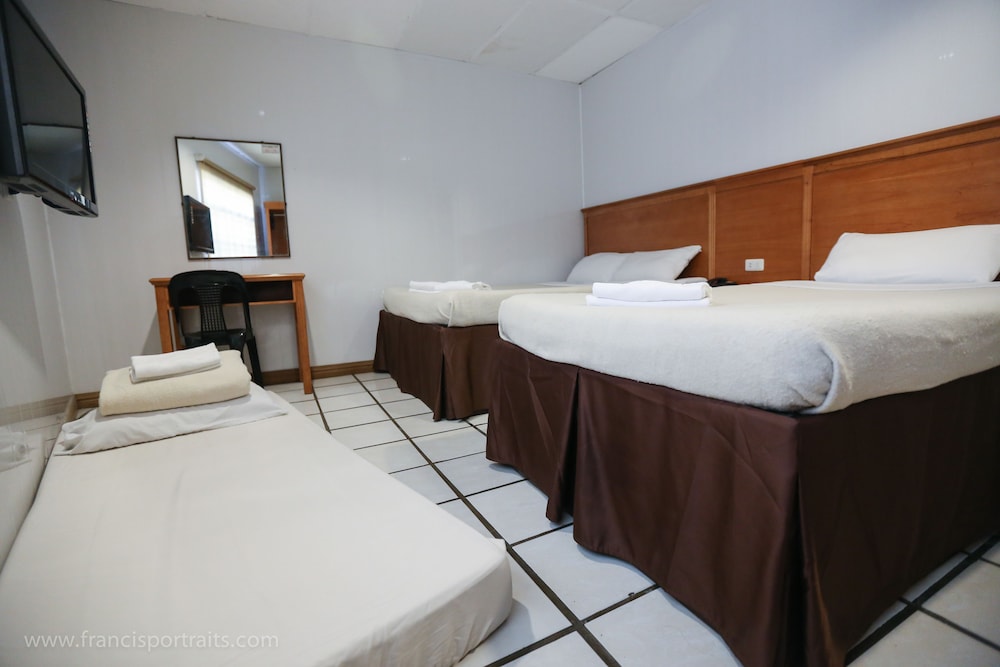 Value Star Inn 10/22