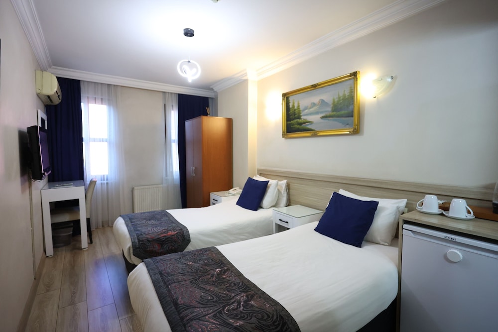 STANDARD, TWIN BEDS