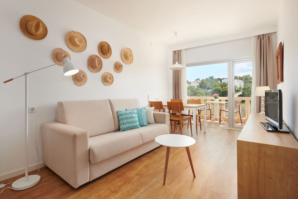 Hotel Apartamentos Cala Santanyi 51/70