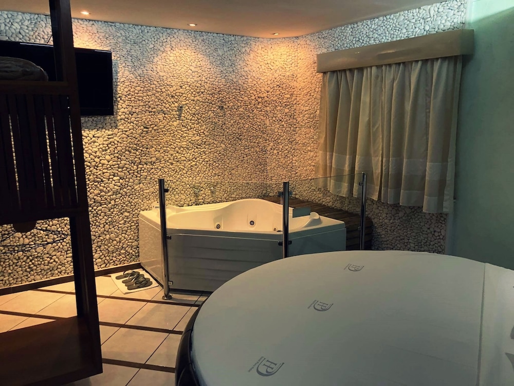 David Plaza Hotel 28/56
