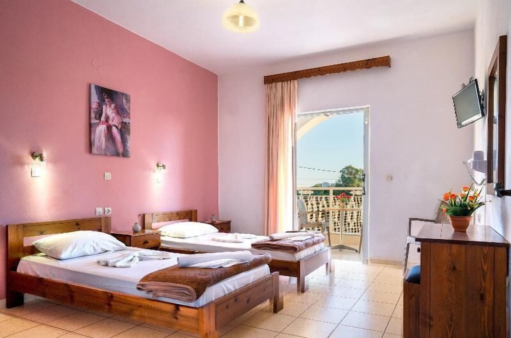 Antonis Apartments 12/50