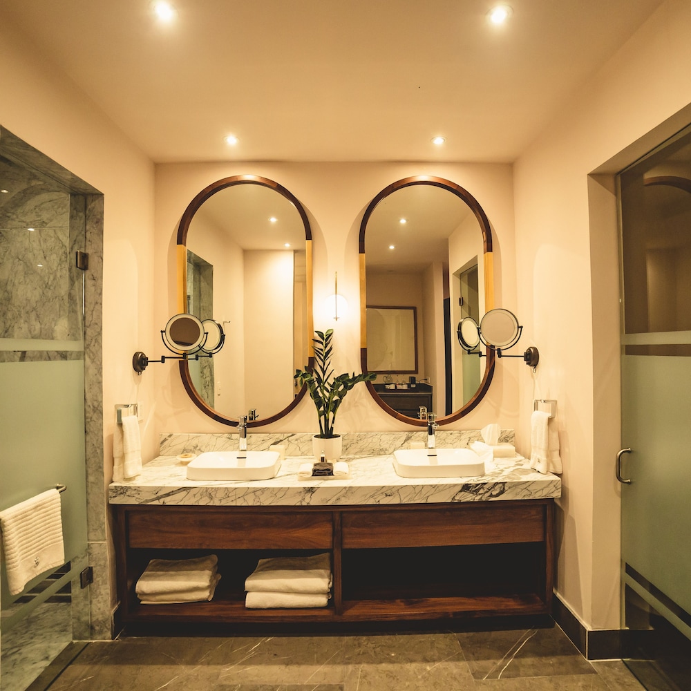 Hotel Tres Raices 52/55