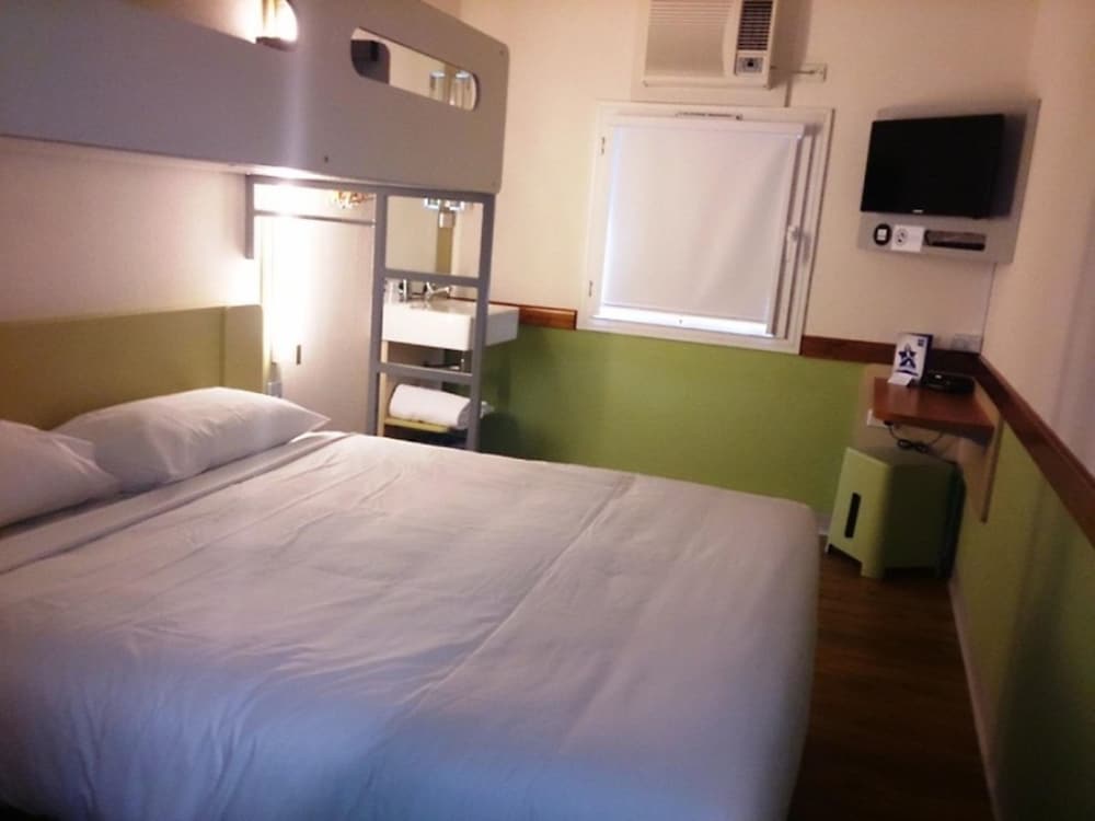 Ibis Budget Dandenong 31/65