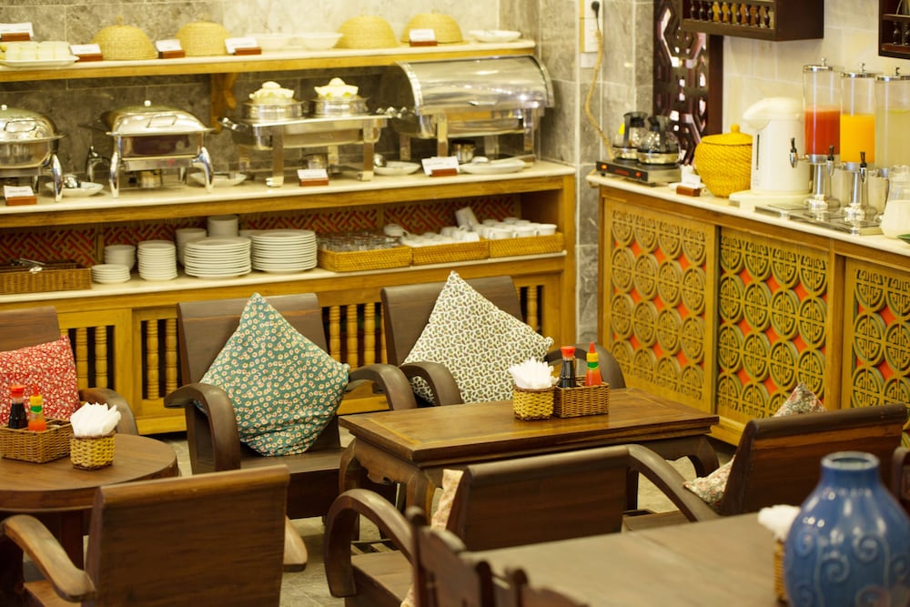 Vinh Hung Library Hotel 51/63