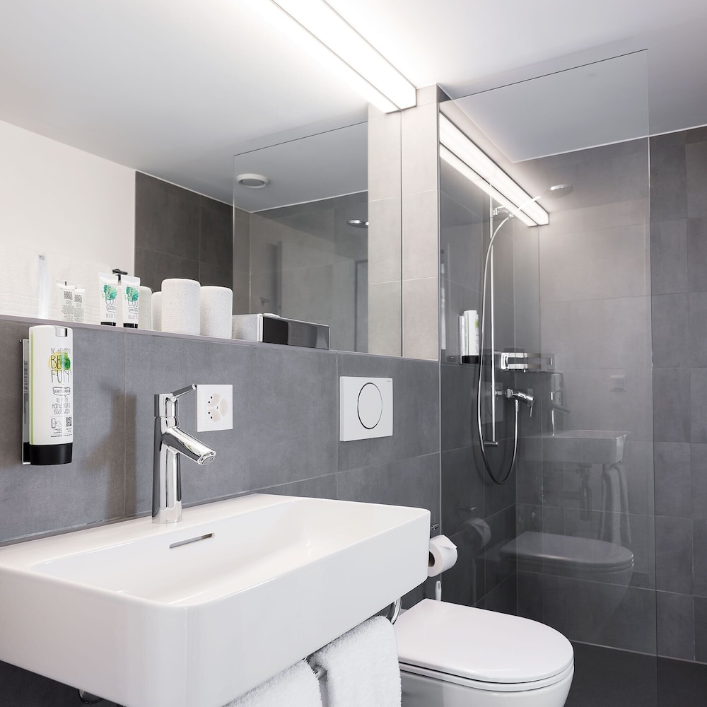 Neuro Campus Hotel im Das Morgen 45/46