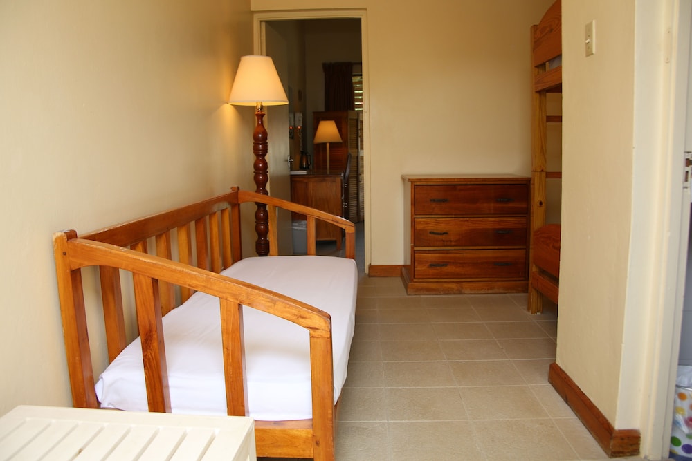 Charela Inn Hotel 24/51
