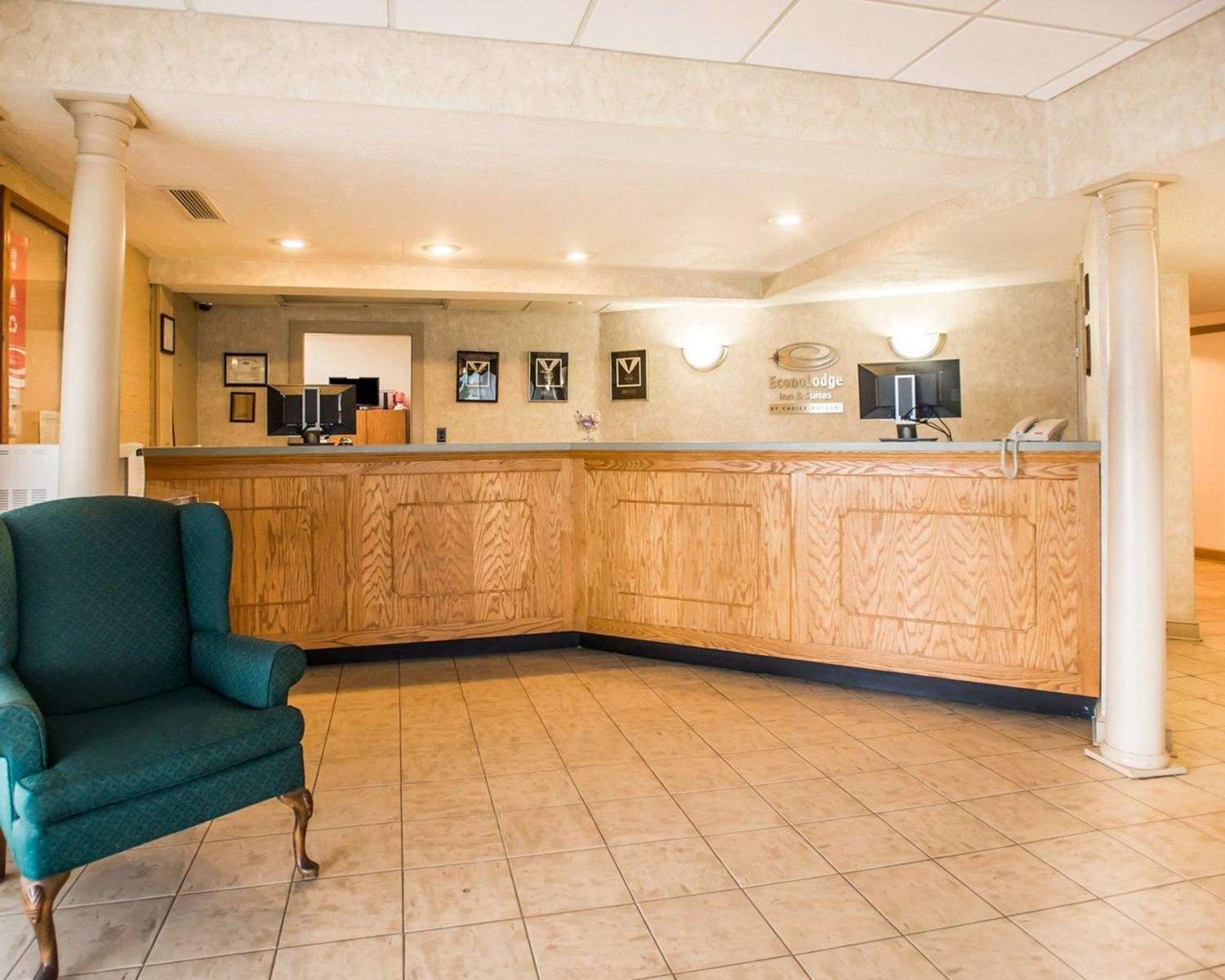 Travelodge by Wyndham Shamokin Dam/Selinsgrove 2/21