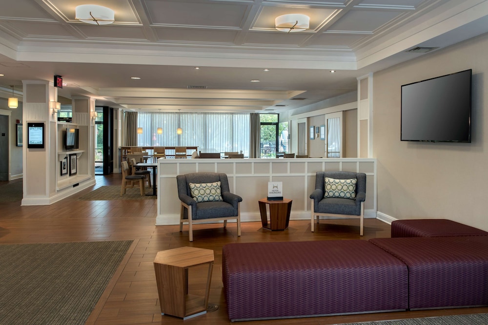 Hampton Inn Middletown 30/48