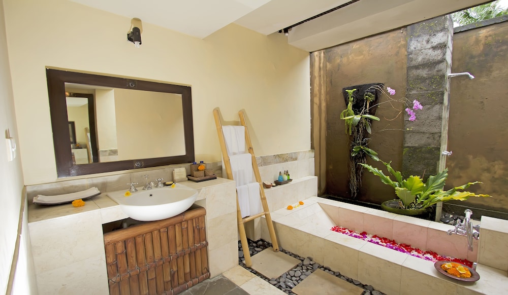 The Sungu Resort And Spa 44/50