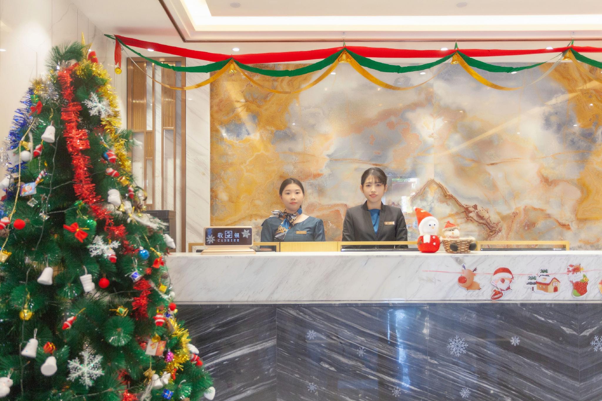 Lesden Hotel (Guangzhou Zhongda Metro Station) 7/31