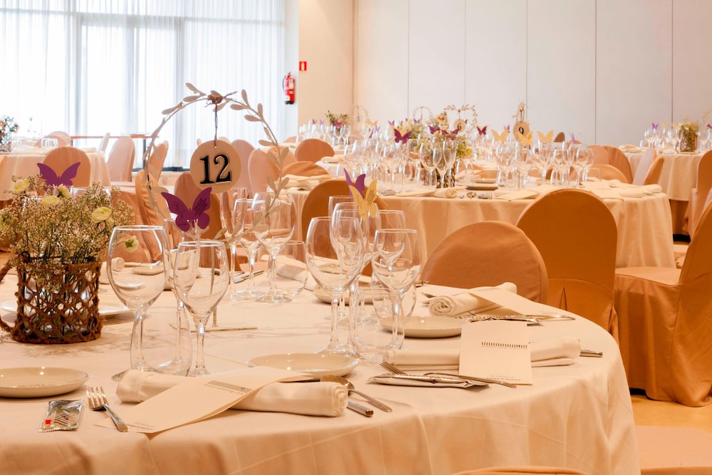 AC Hotel Alcala de Henares by Marriott 39/50