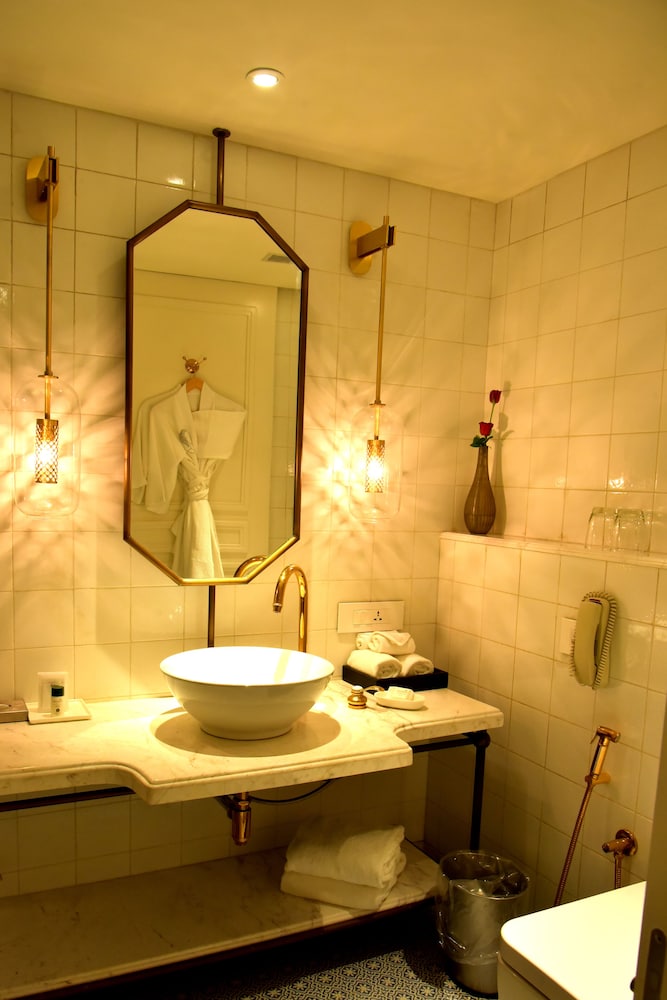 Radisson Hotel Jass Shimla 48/50