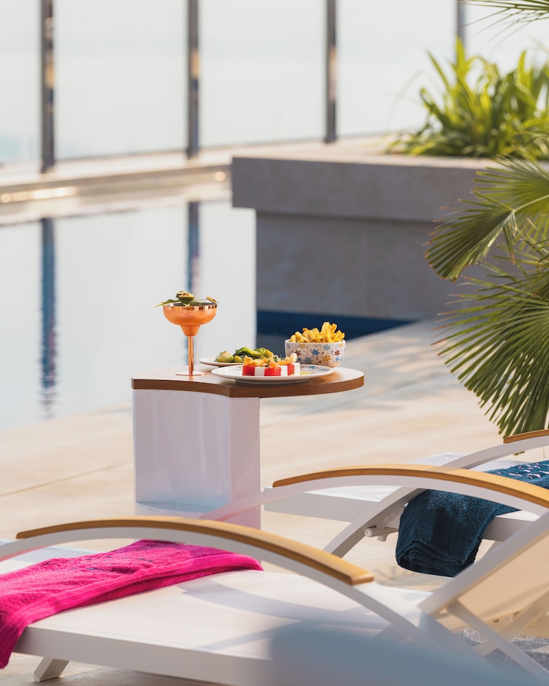 Andaz Capital Gate, Abu Dhabi, by Hyatt 9/50