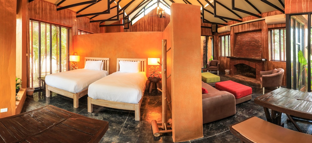 Baanpong Lodge 14/50