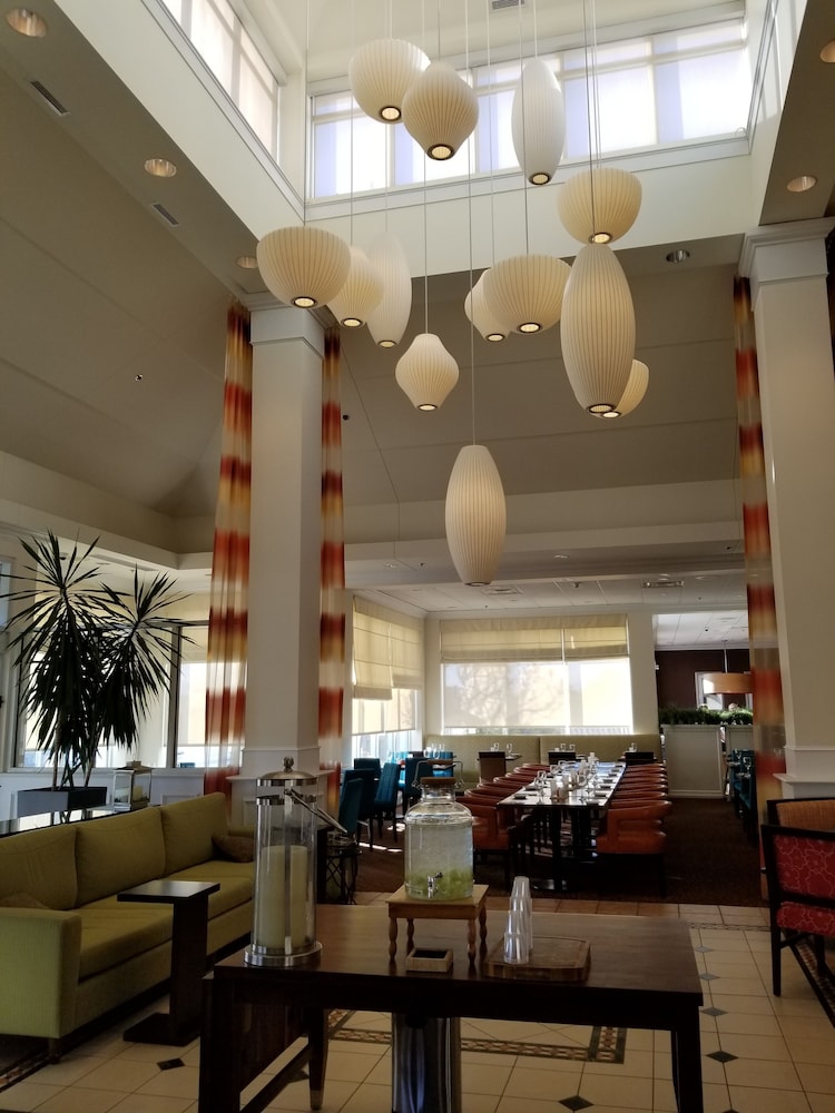 Hilton Garden Inn Montreal Airport 34/47