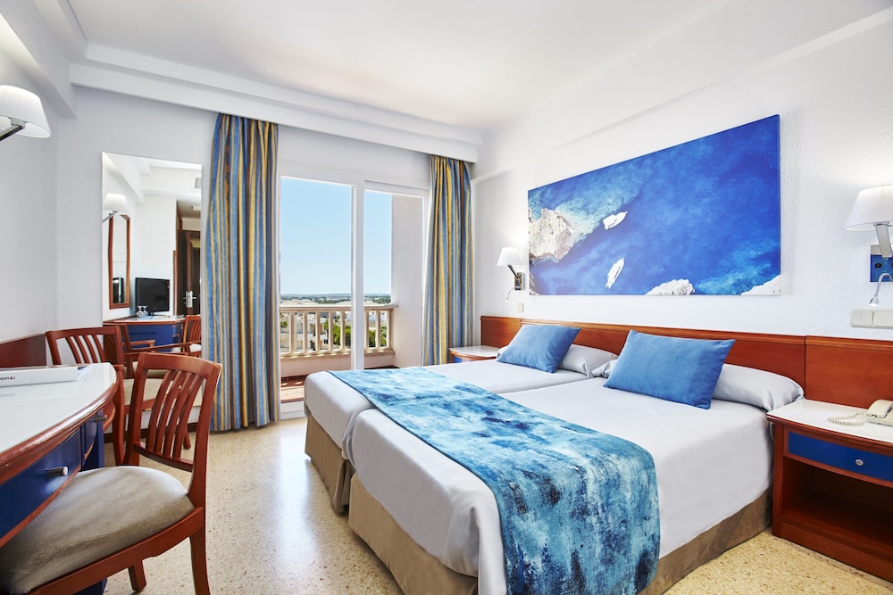 Universal Hotel Romantica 21/63