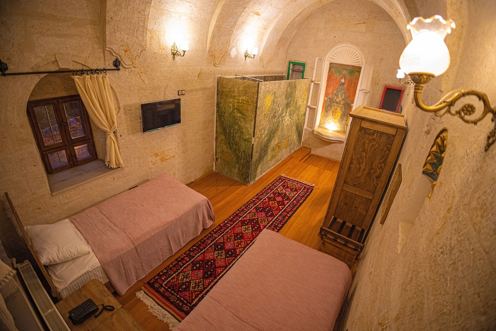 Pietra Cave Suites 32/49
