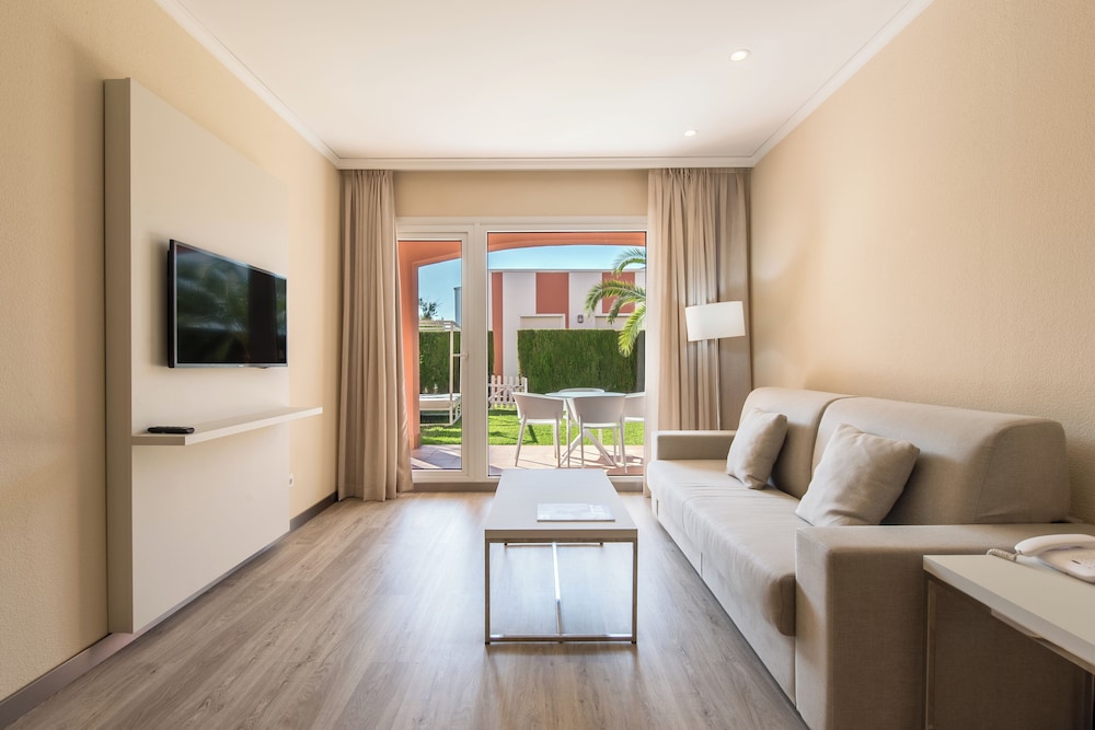 Hotel Oliva Nova Beach Golf 16/63
