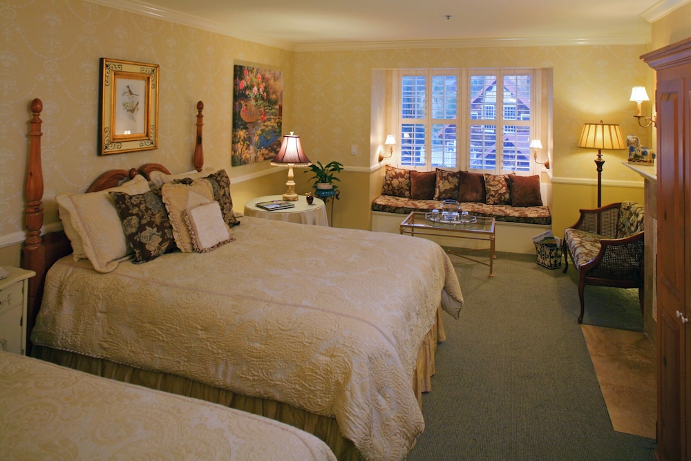 Apple Farm Inn 45/65