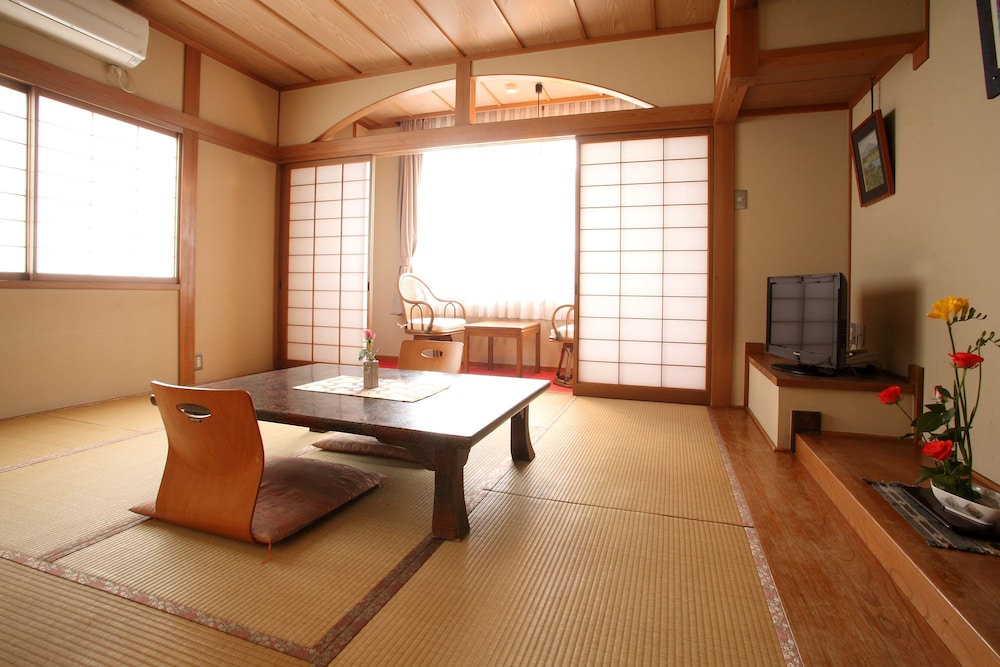 Yutagawa Onsen Tsukasaya Ryokan 10/43