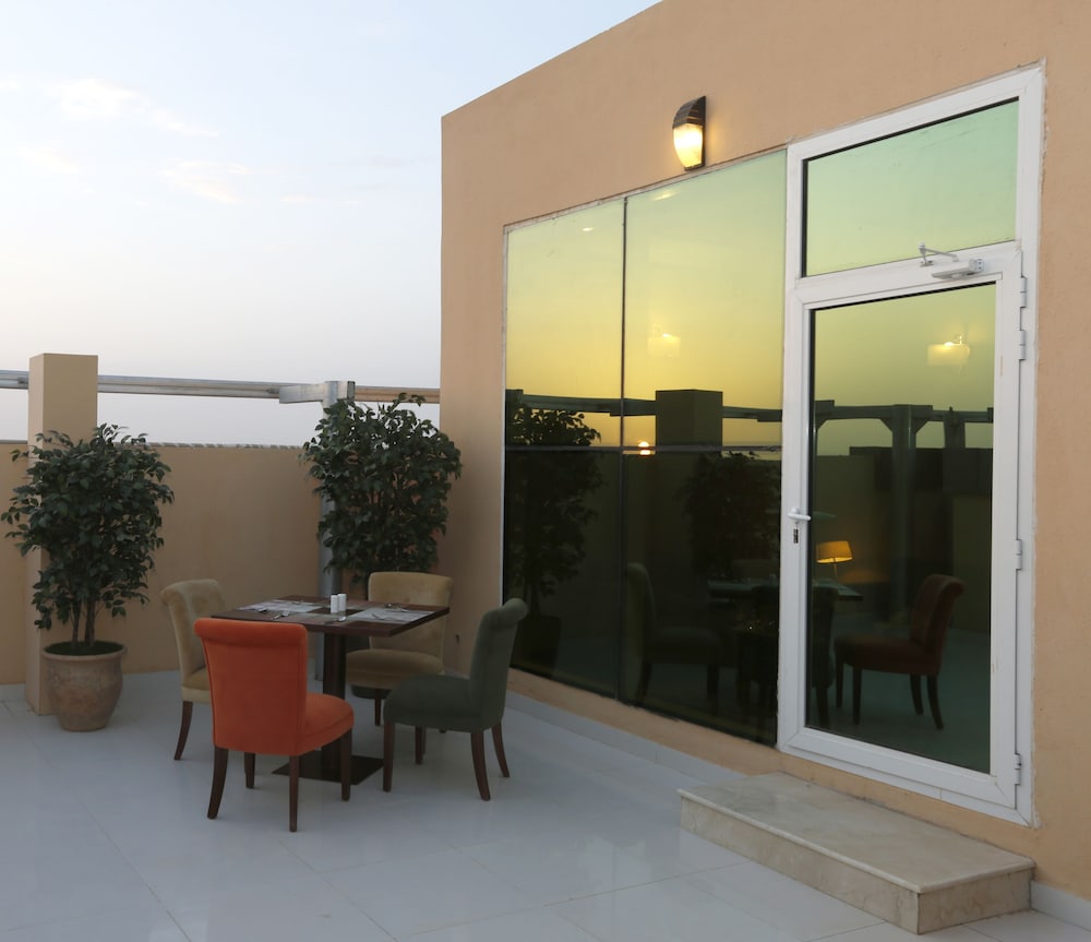 فندق واجنحه سويس سبيرت متروبوليتان - الرياض(Swiss Flora Inn Hotel Riyadh) 10/52