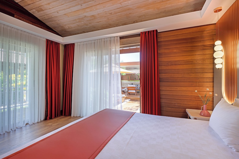 Cirali Hera Hotel 41/86