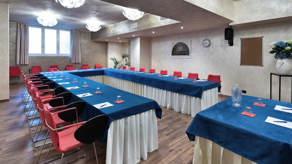 Hotel Lombardia 27/64