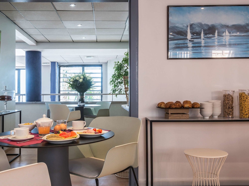 Mercure Ajaccio Centre 43/76