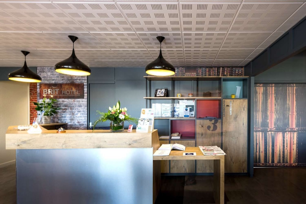 Brit Hotel Brasserie Du Cap 28/49