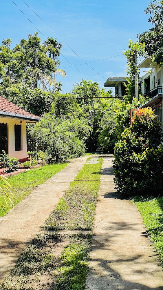 Randi Guest House - Mirissa Beach 41/51