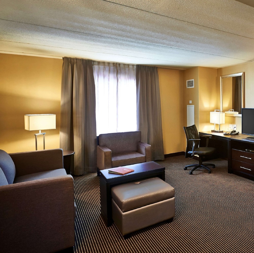 Homewood Suites By Hilton Hamilton Ontario Canada 31/50