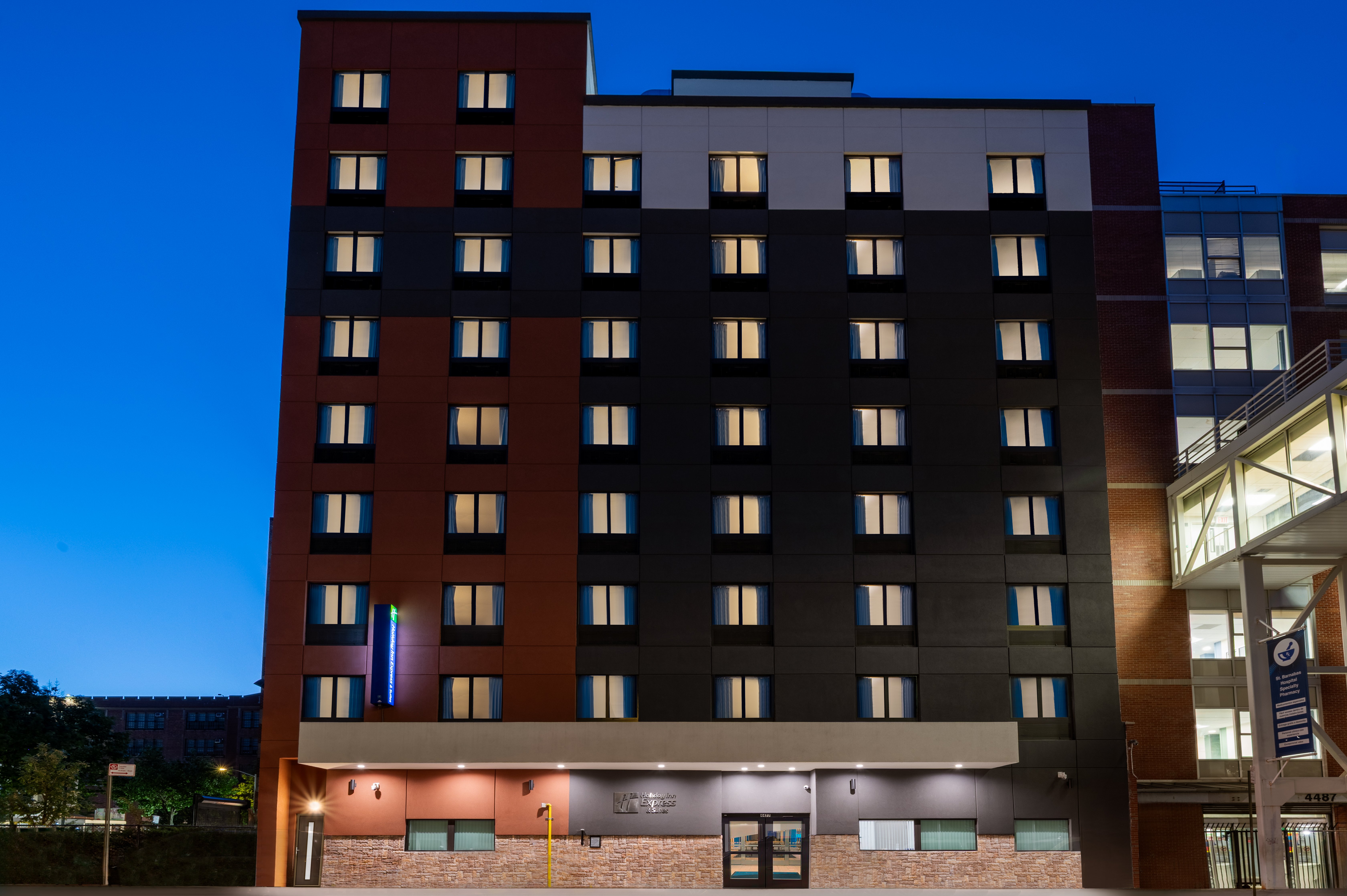Holiday Inn Express & Suites Bronx - NYC, an IHG Hotel 1/37
