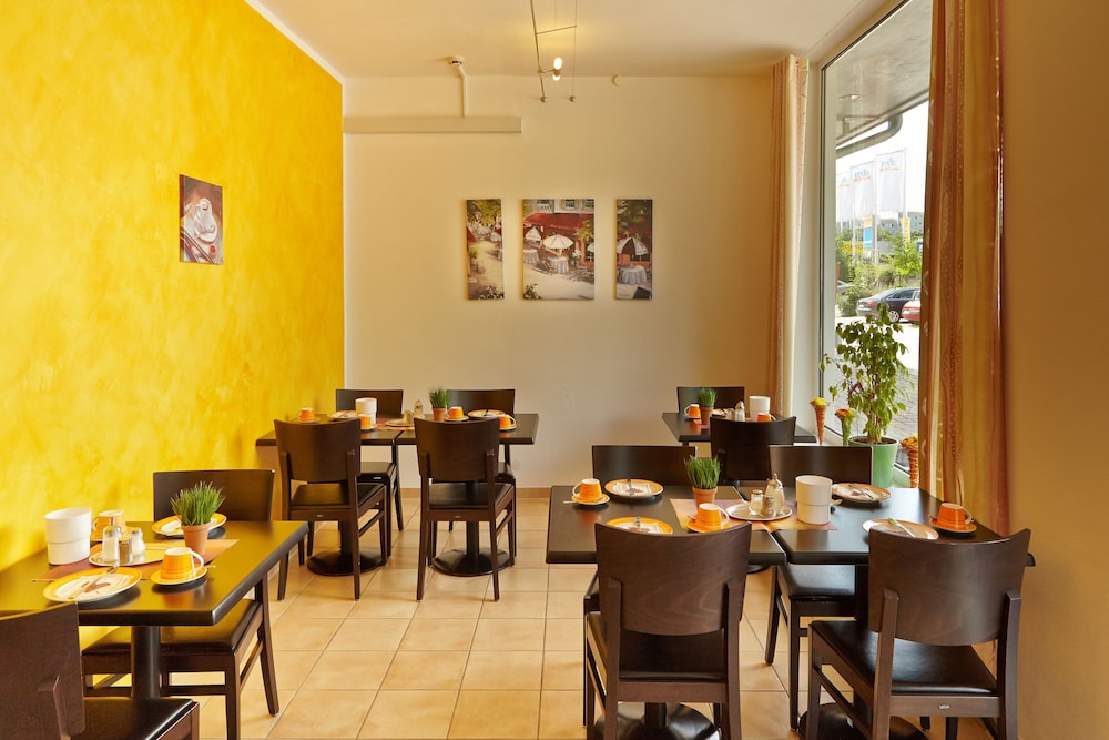 Hotel Fresh Inn 34/41