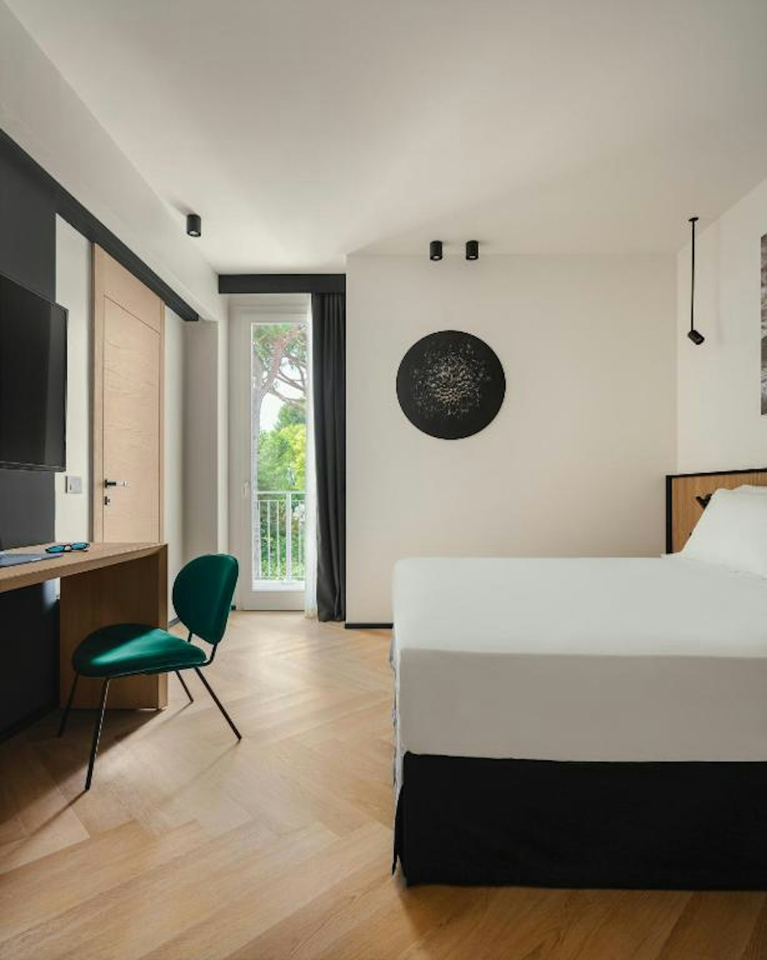 HOTEL SORRISO 7/22