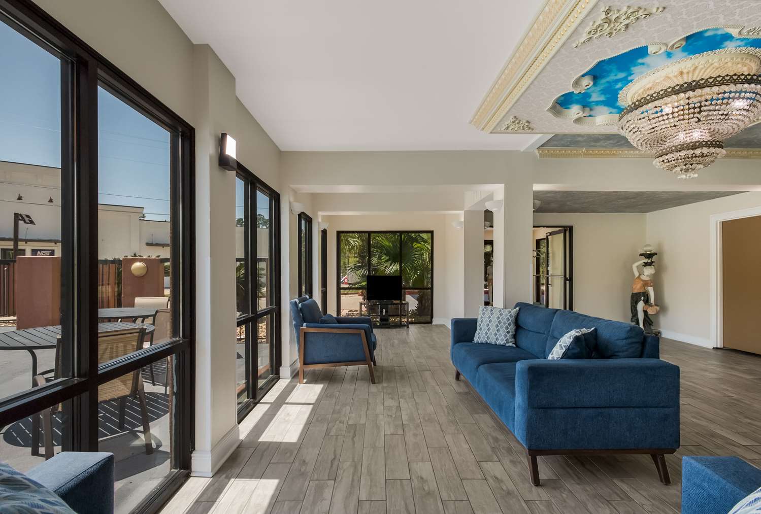 lounge