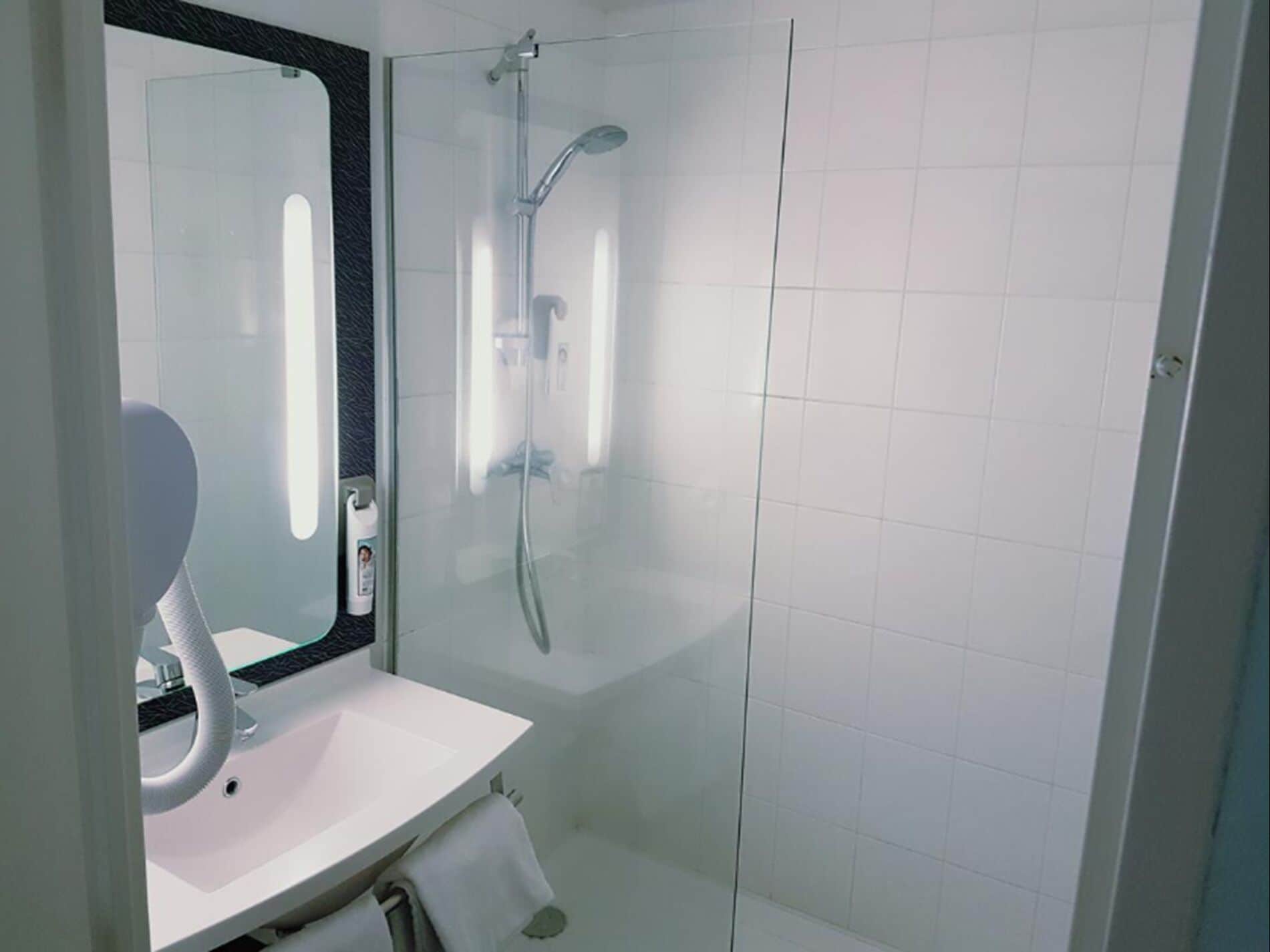 غرفة قياسية بسرير مزدوج مع أريكة، Ibis Clermont Ferrand Nord Riom 7/7