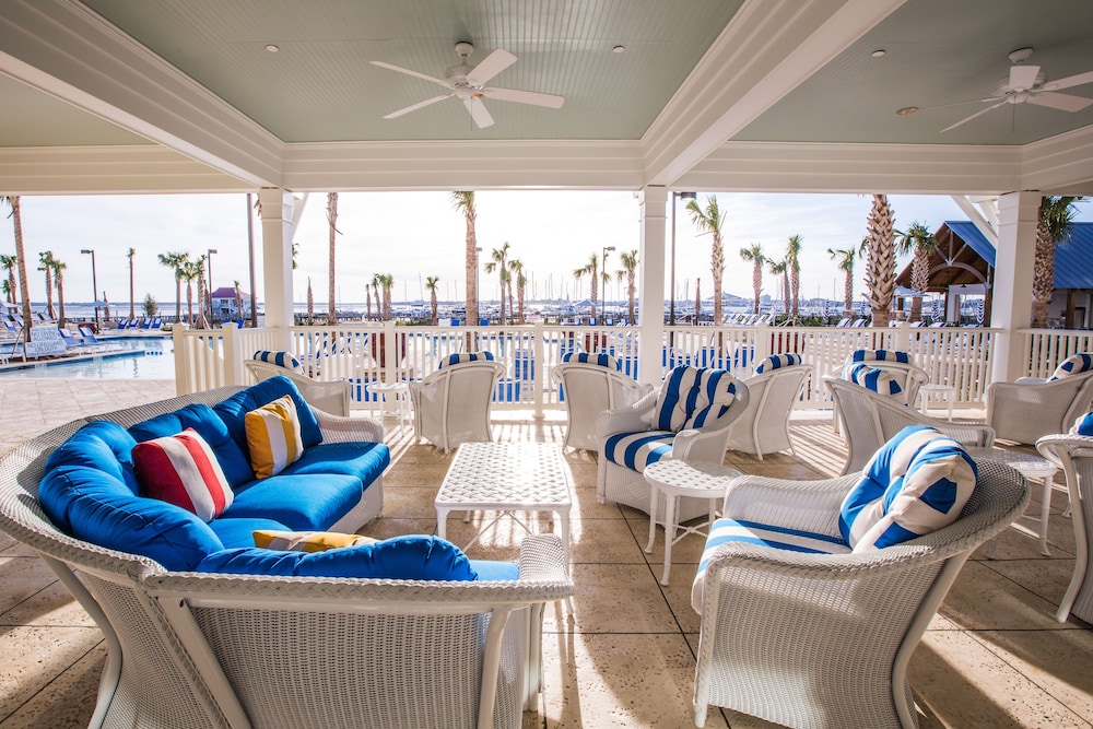 The Beach Club At Charleston Harbor Resort And Marina 25/48