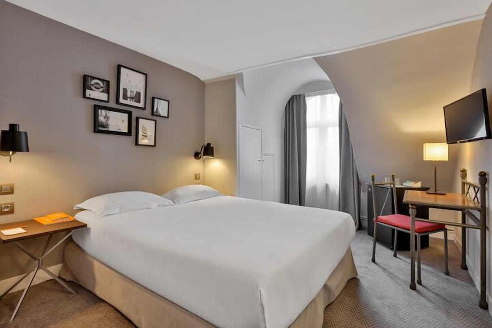 ROOM, SINGLE