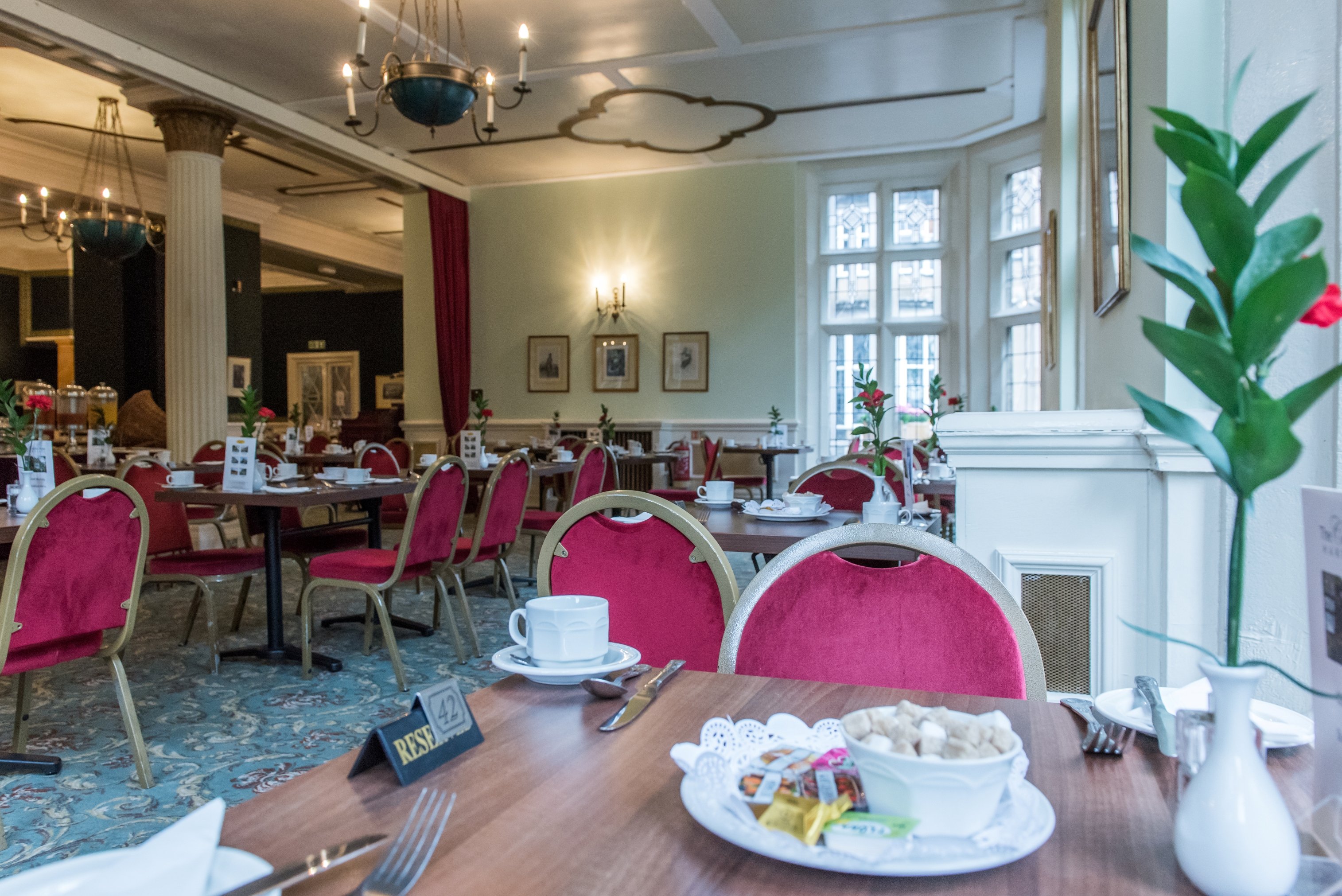 Cairn Hotel 32/50