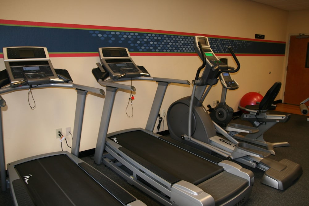 Hampton Inn & Suites Birmingham-Pelham (I-65) 24/48