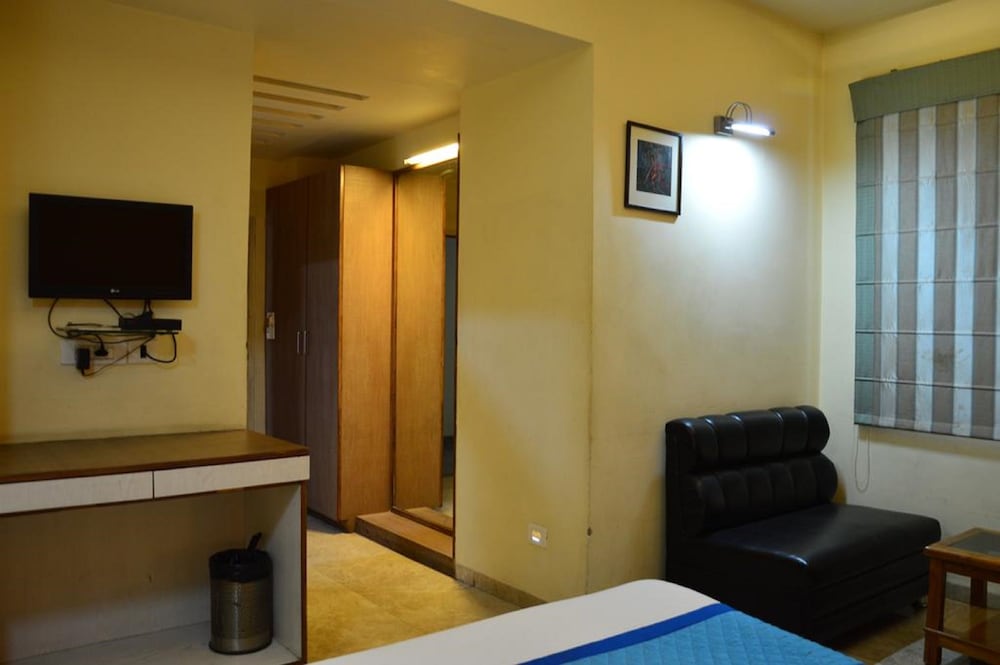 Hotel Marc Inn 17/24