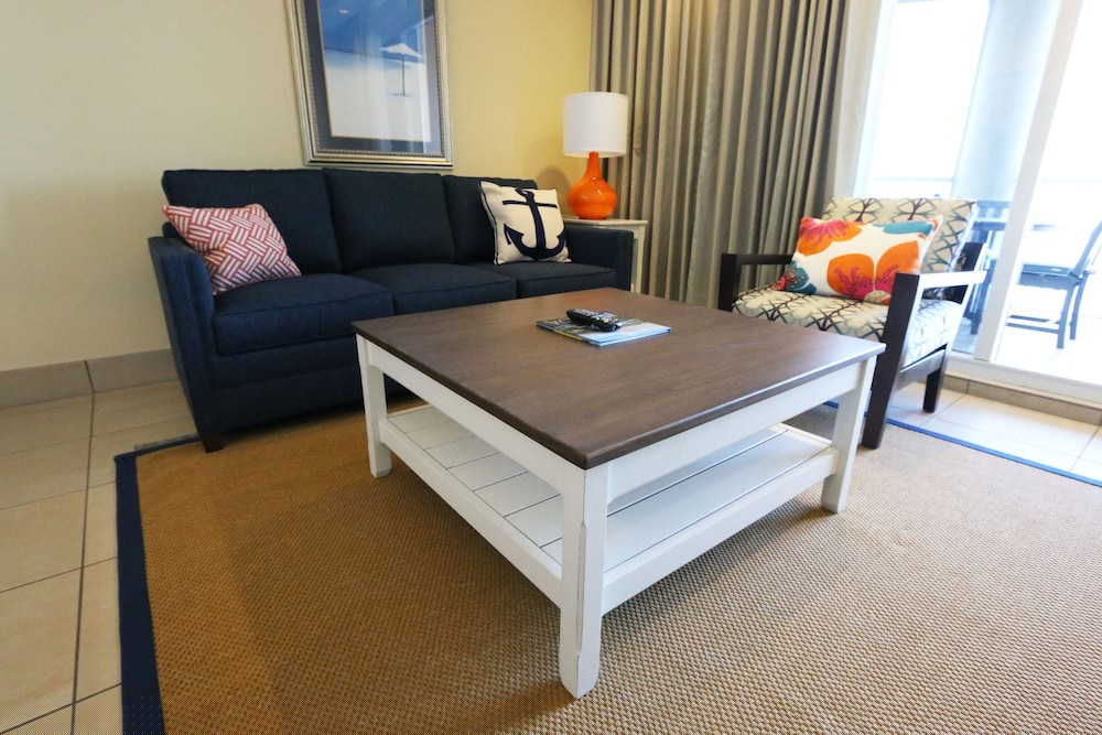 Pink Shell Beach Resort & Marina 33/40