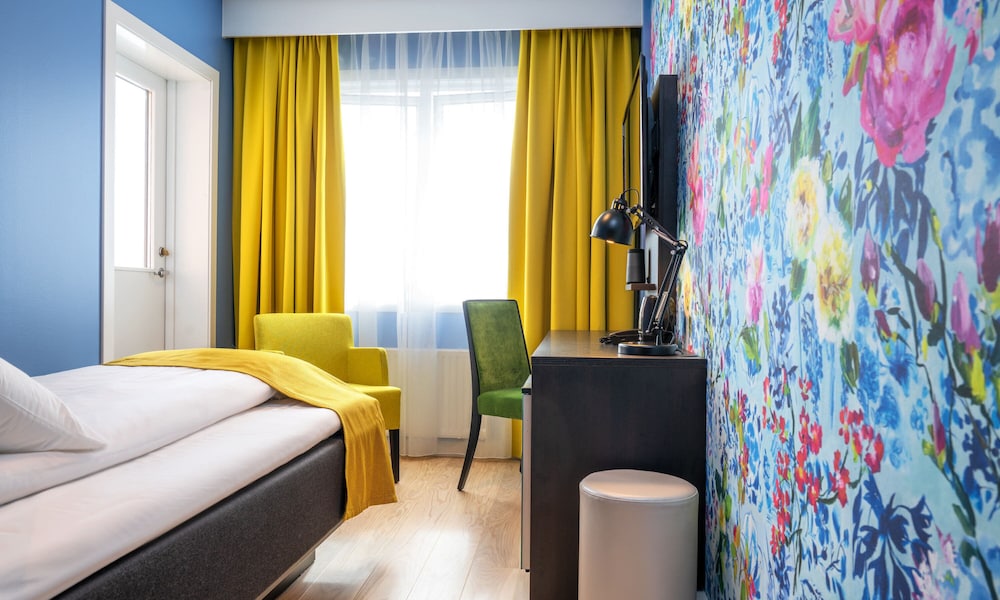 Thon Hotel Moldefjord 13/39