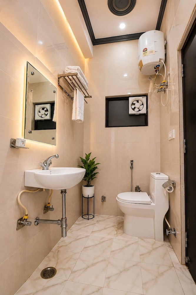 AARADHYA RESIDENCY 50/50