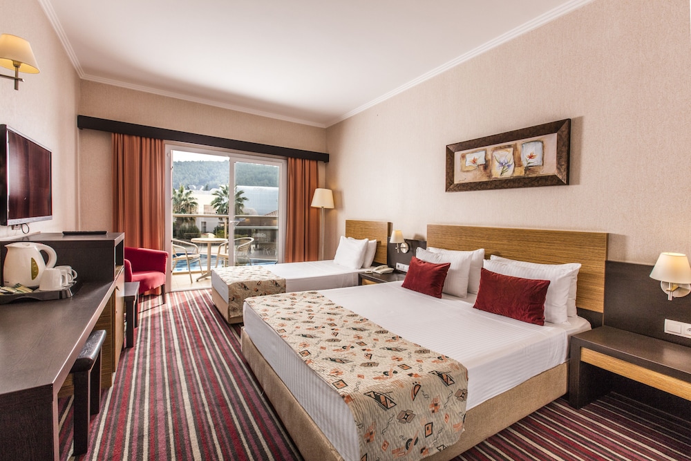 Aqua Fantasy Aquapark Hotel And Spa All Inclusive 32/68