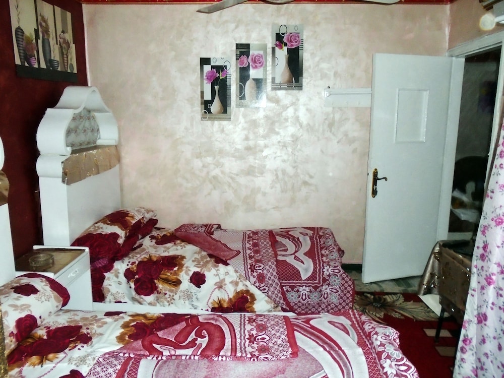 City Hostel 9/50