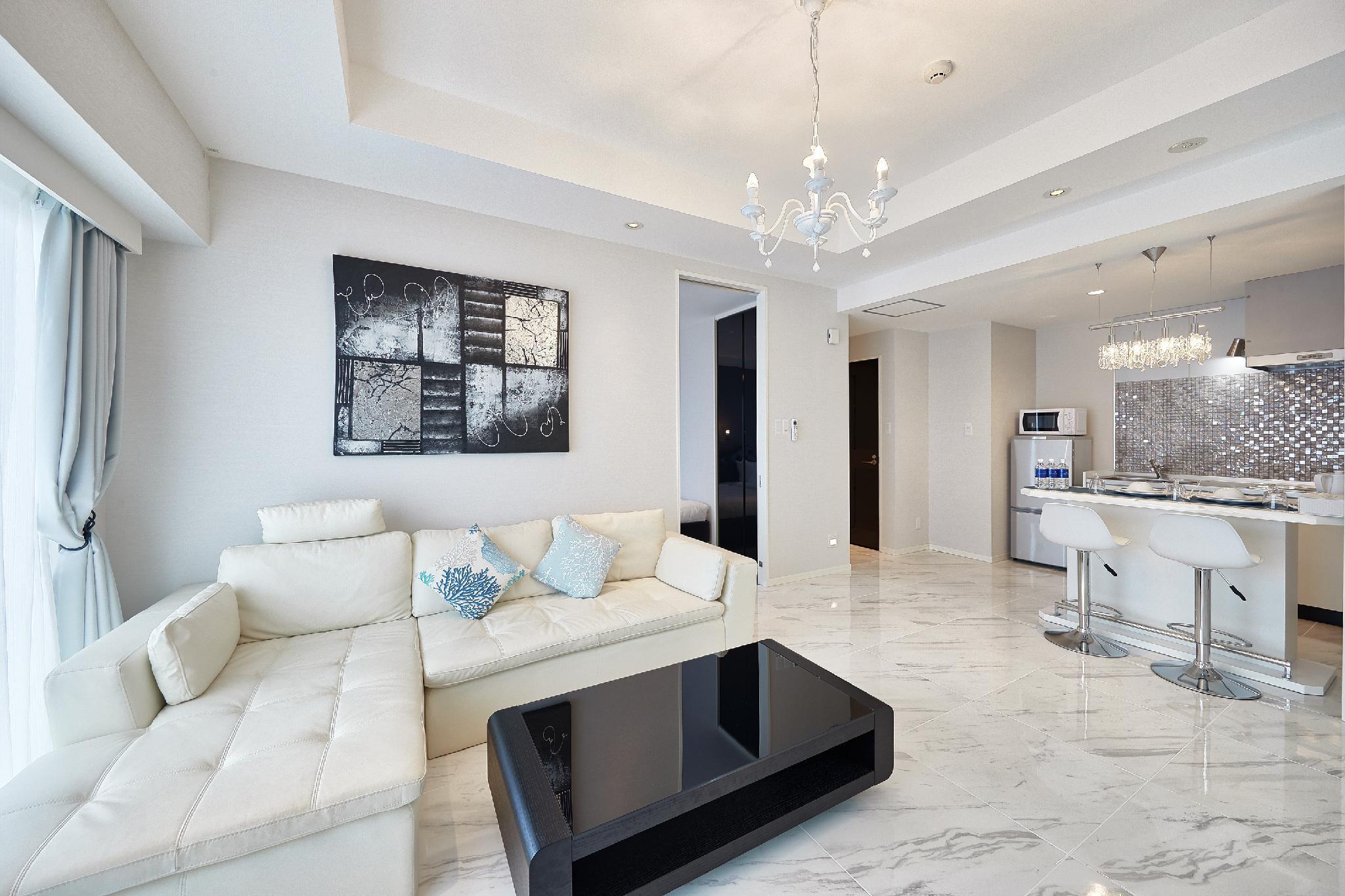 Hotel 385 32/45