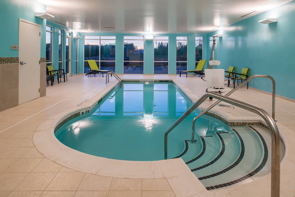 SpringHill Suites by Marriott Greensboro Airport 8/37
